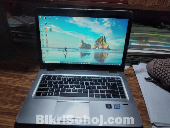 Hp Laptop cori5 7Generation 8 GB Ram 256 SSD Touch screen